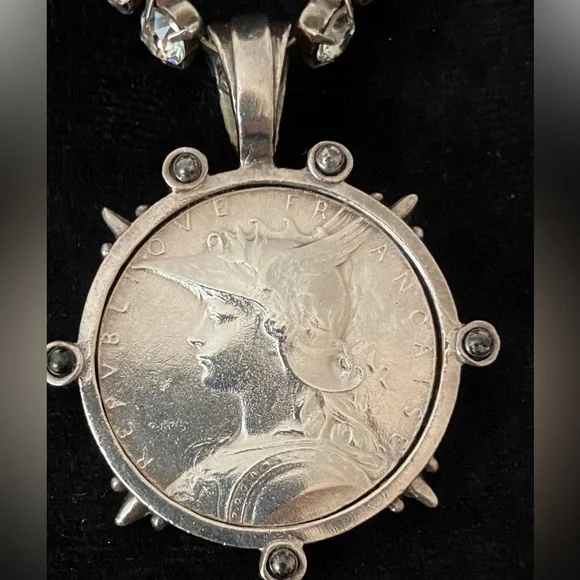 French Kande Swarovsky Crystal Necklace with Goddess of Liberty Medallion. - Picture 5 of 10